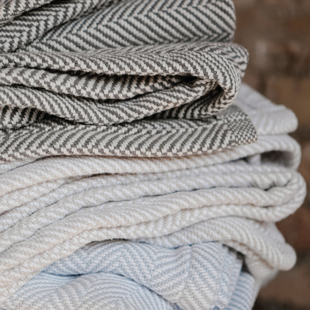 brahms-mount-penobscot-cotton-blanket-1054107849.jpg