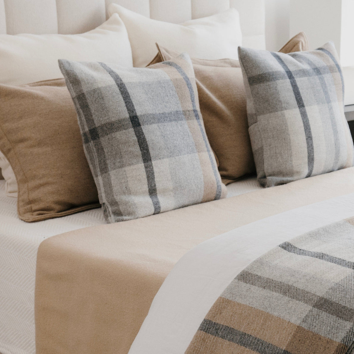 faribault-mill-pure-simple-wool-blanket-1054105103.jpg