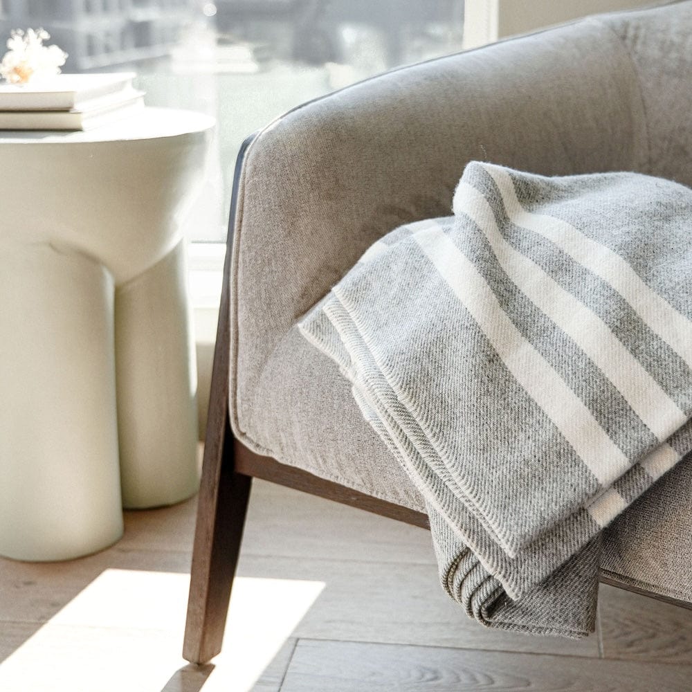 faribault-mill-trapper-wool-throw-1074238654.jpg