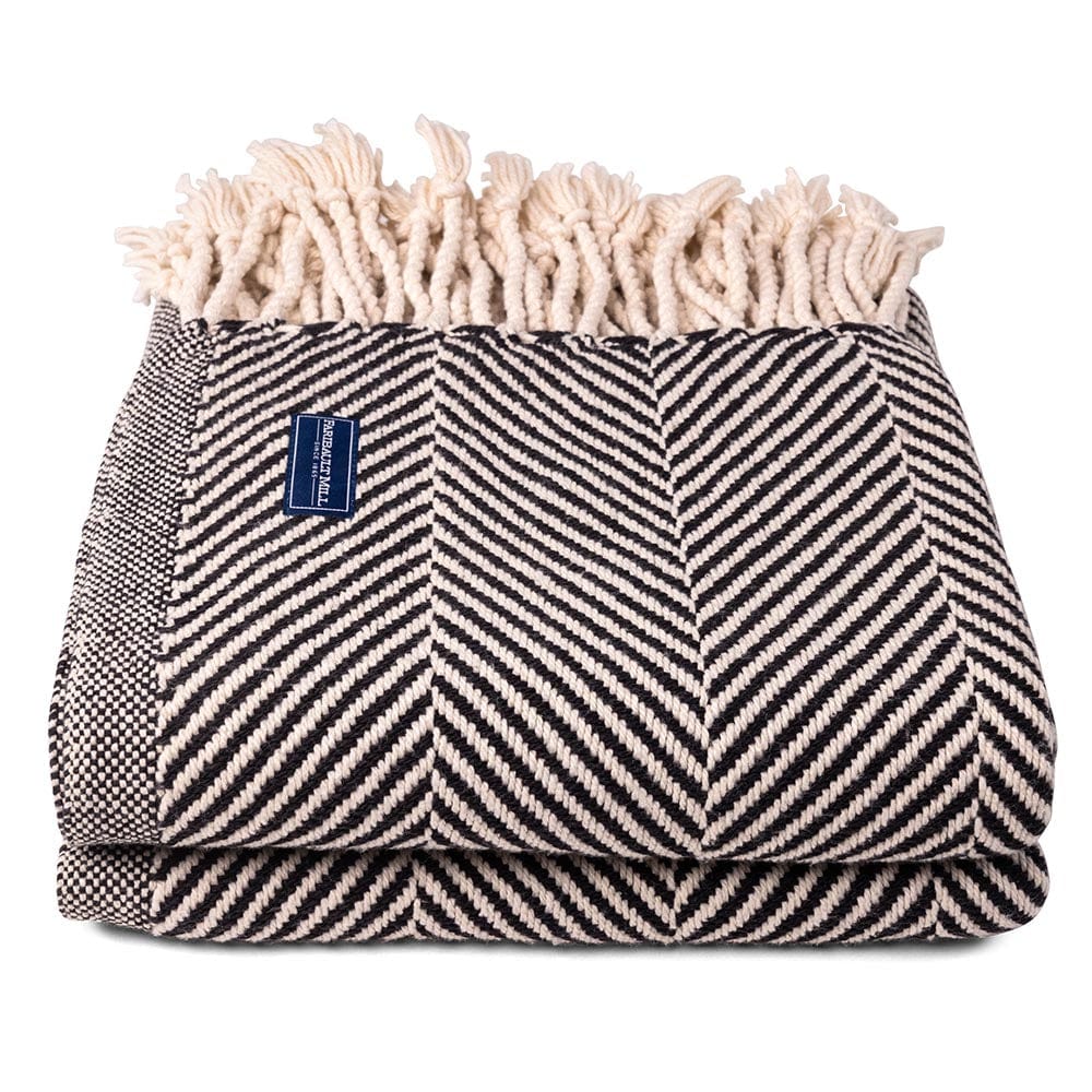 sm-image-04422e3d19deaab05f943fc3 Monhegan Cotton Throw With Fringe - Ebony