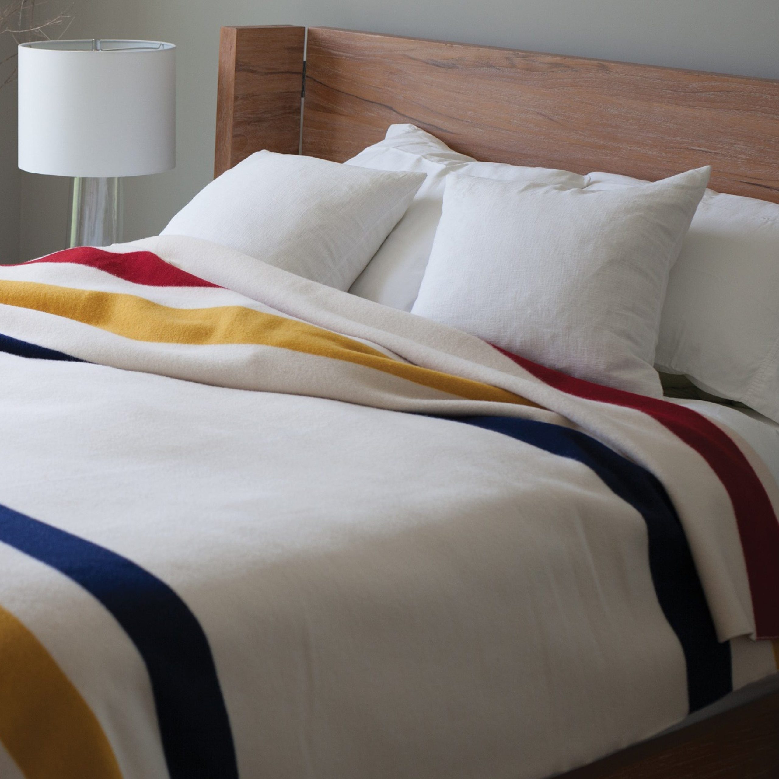 sm-image-3a87374e90b67e042a75b0d1 Frontier Wool Blanket - Natural