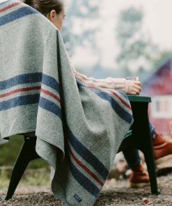 Cabin Wool Throw - Heather Gray