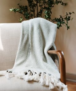 Monhegan Cotton Throw With Fringe - Tea