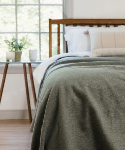 Lakefront Wool Blanket - Sage Green